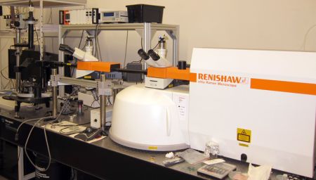 Ramanův konfokální spektrometr RENISHAW 